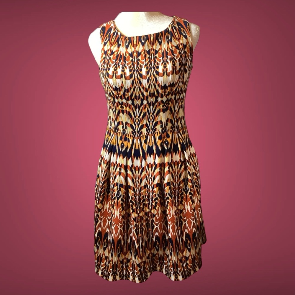 Gabby Skye Sleeveless Dress Size 6